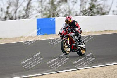 media/Apr-18-2025-TrackDaz (Fri) [[45f5874c44]]/A Group/Session 3 (Turn 6 - Outside)/